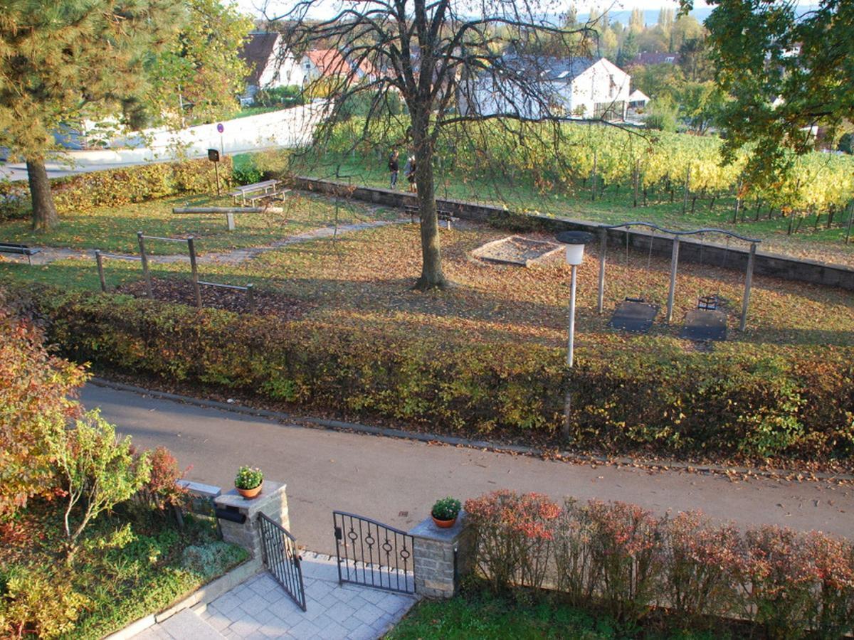 Rotes Haus Ueber Den Weinbergen Apartman Konstanz Kültér fotó