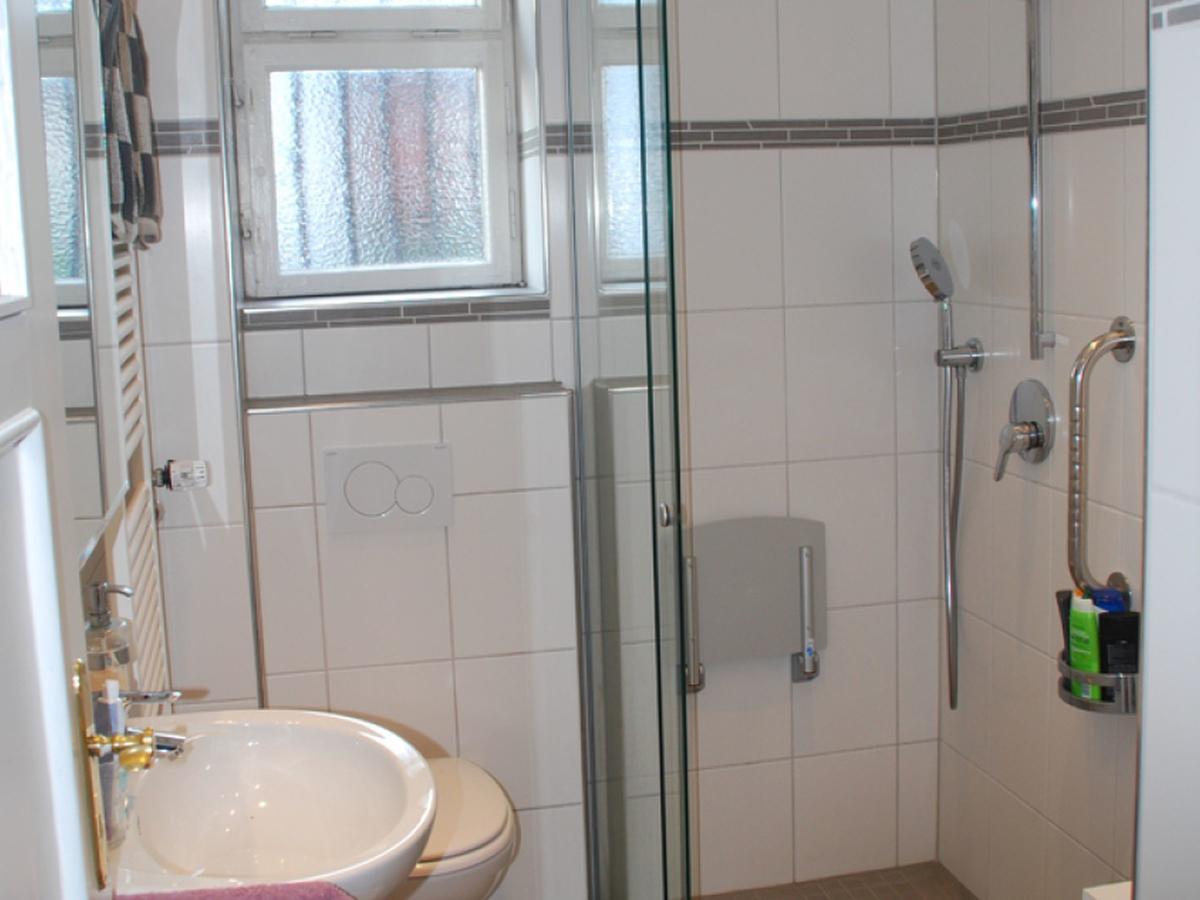 Rotes Haus Ueber Den Weinbergen Apartman Konstanz Kültér fotó